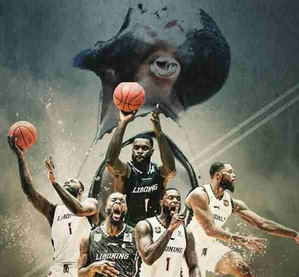 史蒂芬森在微博上晒出一张自己身穿辽篮球衣的海报并配文：“比赛时间”